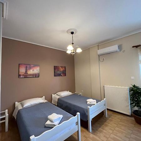 Apartament George'S House Artemida  Zewnętrze zdjęcie